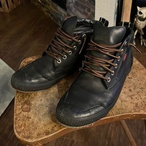 chrome Industries storm 415 boot